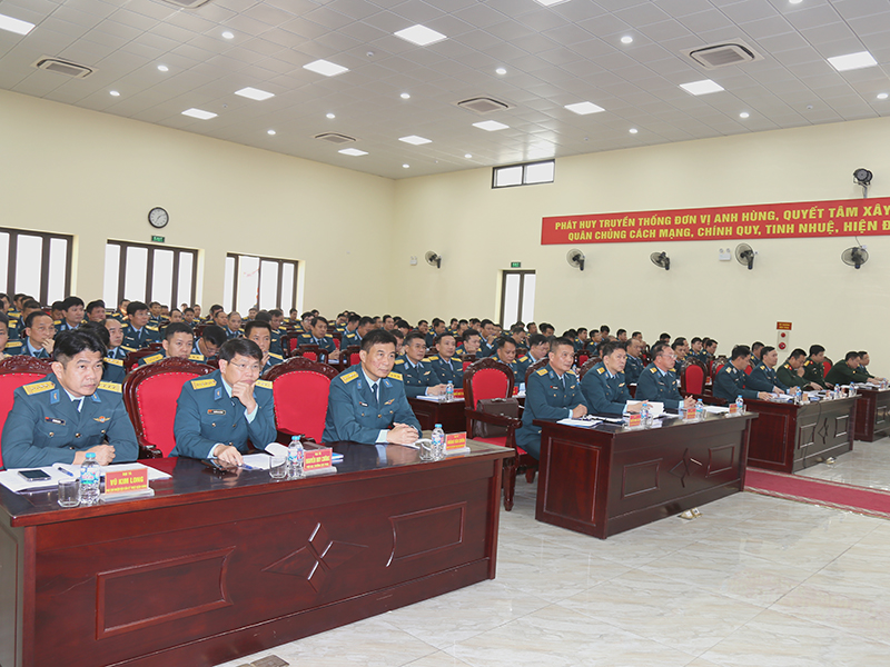 Qu&acirc;n chủng Ph&ograve;ng kh&ocirc;ng - Kh&ocirc;ng qu&acirc;n ho&agrave;n th&agrave;nh to&agrave;n diện c&aacute;c mặt c&ocirc;ng t&aacute;c hậu cần, kỹ thuật năm 2025