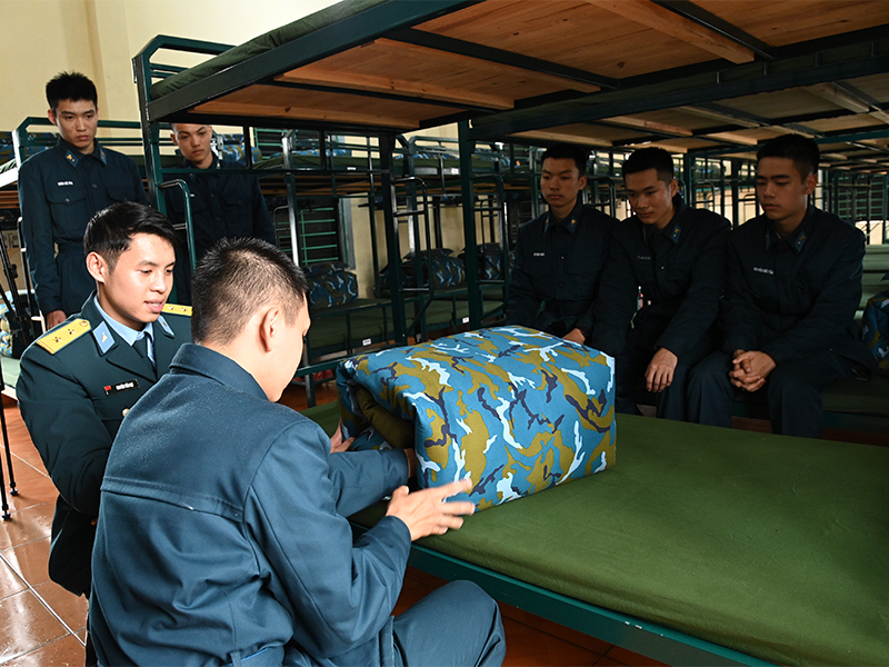 Để chiến sĩ mới Sư đoàn 363 hòa nhập nhanh với môi trường quân ngũ
