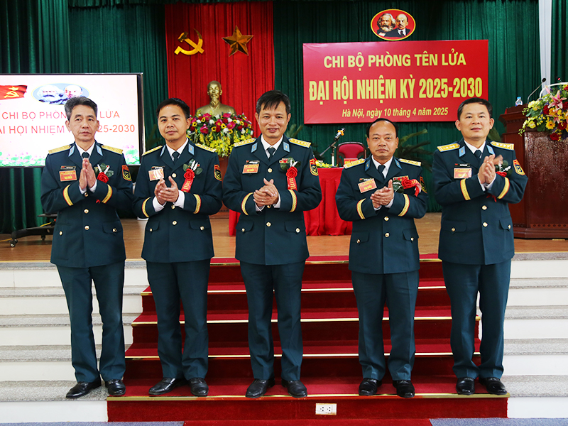 Chi bộ Phòng Tên lửa tổ chức Đại hội nhiệm kỳ 2025-2030