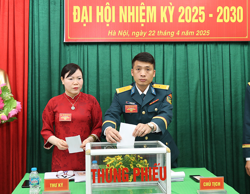 Chi bộ Kho K10 tổ chức Đại hội nhiệm kỳ 2025 - 2030