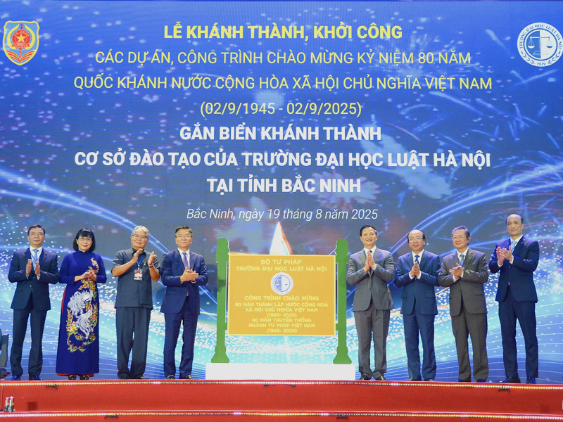 Công ty cổ phần ACC-244 tham gia Lễ gắn biển công trình cơ sở đào tạo của Trường Đại học Luật Hà Nội tại Bắc Ninh