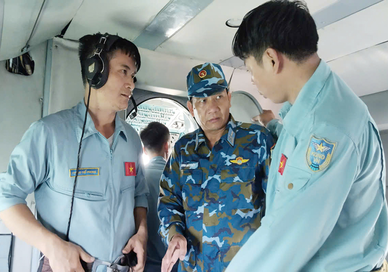 Trung đoàn 930, Sư đoàn 372 tổ chức bay tìm kiếm cứu nạn trên biển