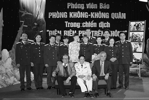 Ra đời và trưởng thành trong kháng chiến chống Mỹ cứu nước