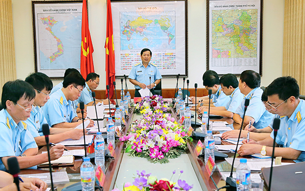 Tư lệnh Quân chủng Phòng không-Không quân kiểm tra Lữ đoàn Thông tin 26