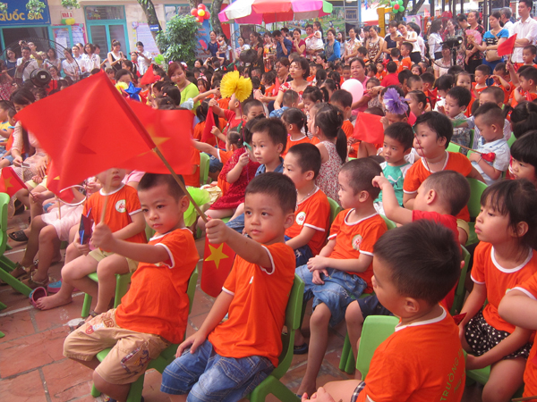 Trường Mầm non Mùa Xuân và Trường Mầm non Hoa Mai khai giảng năm học 2016-2017