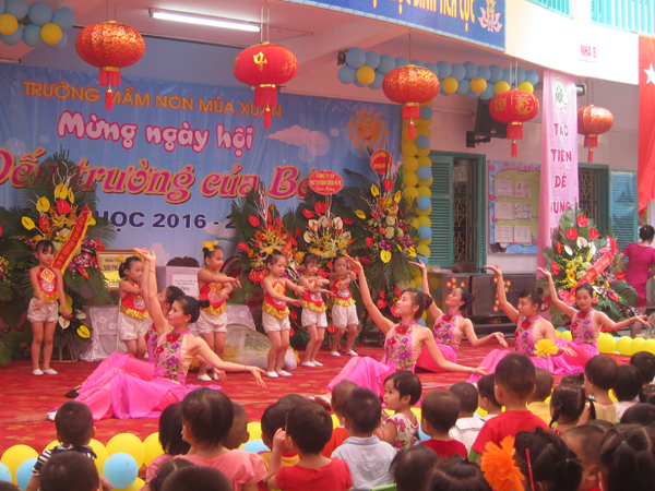 Trường Mầm non Mùa Xuân và Trường Mầm non Hoa Mai khai giảng năm học 2016-2017