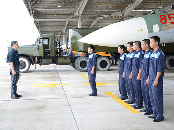 Quân chủng PK-KQ tổ chức thành công ban bay mẫu cho Trung đoàn 925 (Sư đoàn 372)
