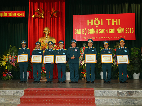 Giao lưu, trao đổi kinh nghiệm hoạt động công tác Chính sách