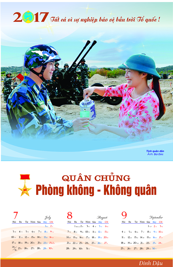 Báo Phòng không-Không quân giới thiệu mẫu Lịch năm 2017