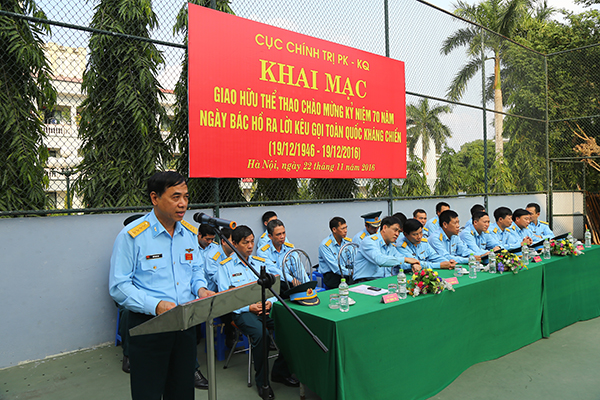 Cục Chính trị tổ chức giao hữu thể thao chào mừng kỷ niệm 70 năm ngày Bác Hồ ra lời kêu gọi Toàn quốc kháng chiến