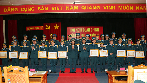 Cục Chính trị tổ chức Hội nghị quân chính triển khai nhiệm vụ năm 2017