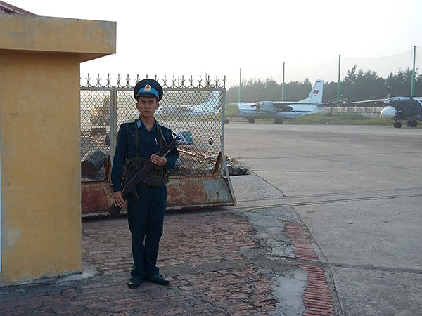 Tuần tra, bảo vệ sân bay