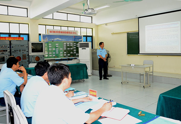 Ngày thi thứ 4 của Hội thi trung (lữ) đoàn trưởng, chính ủy giỏi Quân chủng PK-KQ năm 2016