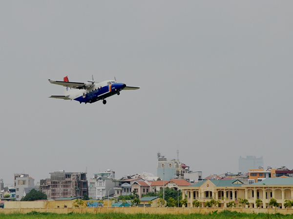 Sư đoàn 371 và Lữ đoàn 918 tổ chức thành công ban bay cán bộ trên máy bay Su-30MK2 và máy bay Casa-212