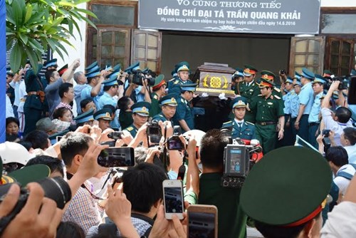 Tổ chức trang trọng Lễ tang đồng chí Đại tá Trần Quang Khải