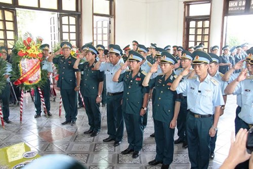 Tổ chức trang trọng Lễ tang đồng chí Đại tá Trần Quang Khải