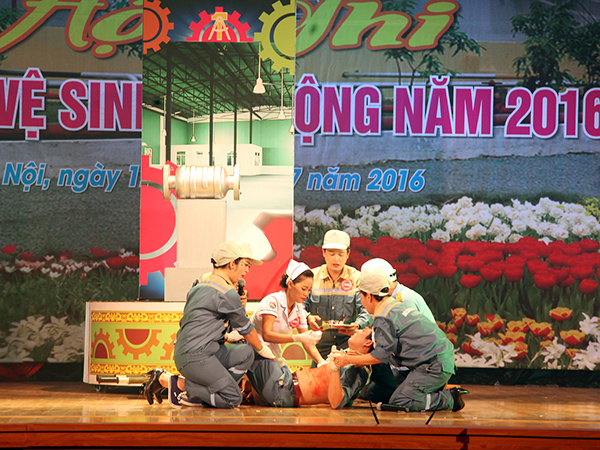 Quân chủng PK-KQ được tặng cờ