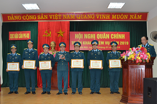 Các cơ quan, đơn vị tổ chức Hội nghị quân chính triển khai nhiệm vụ năm 2019