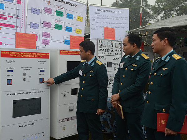 Nhiều mô hình, học cụ mới được đưa vào phục vụ huấn luyện ở Sư đoàn 365