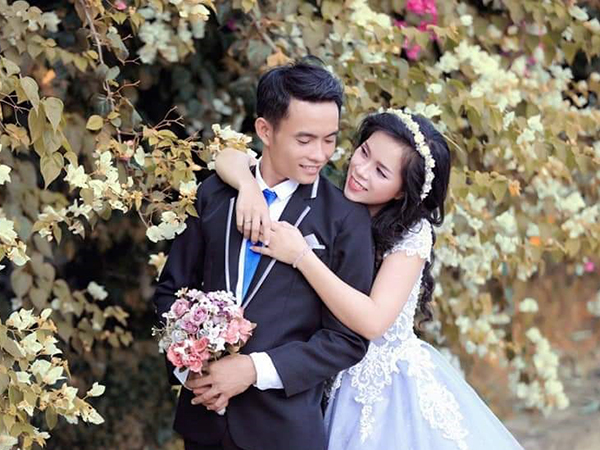 Yêu nhau từ cái nhìn đầu tiên