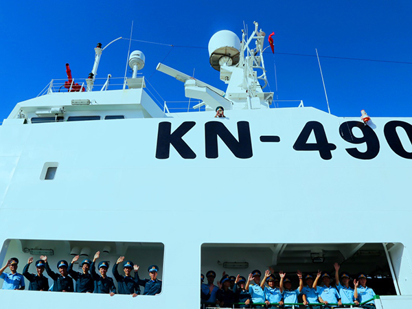KHÁT VỌNG NƠI ĐẦU SÓNG