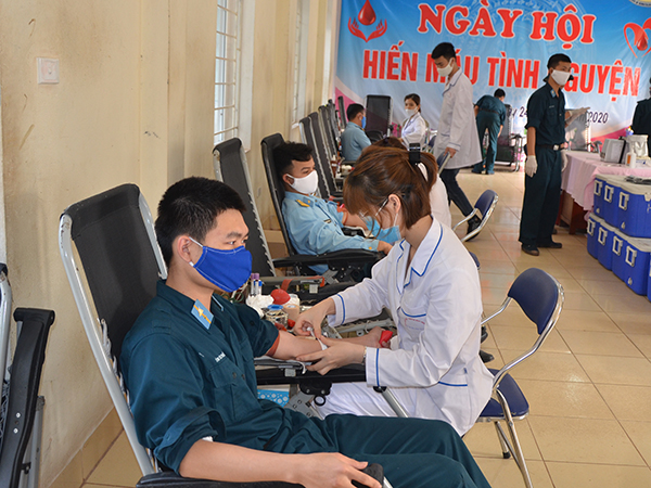 Nghĩa cử cao đẹp của tuổi trẻ Sư đoàn 365