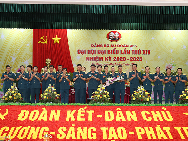 Đảng bộ Sư đoàn 365 tổ chức thành công Đại hội đại biểu Đảng bộ lần thứ XIV nhiệm kỳ 2020-2025