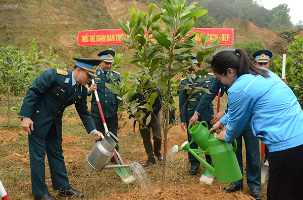 Đoàn cơ sở Trung đoàn 285 tổ chức Lễ phát động “Tháng Thanh niên” năm 2019