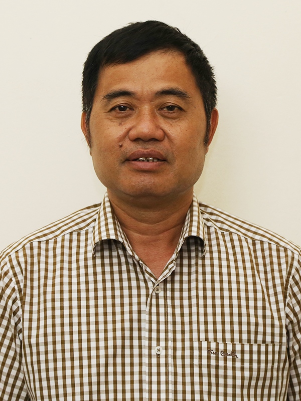 Giám đốc chi nhánh mẫn cán