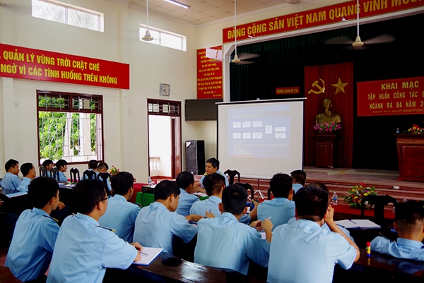 Trung đoàn 292 tổ chức tập huấn công tác bảo đảm kỹ thuật ngành ra đa năm 2019