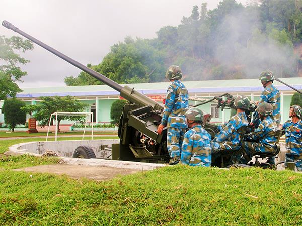 60-nam-bao-ve-bau-troi-to-quoc