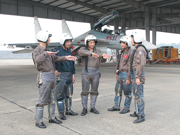bai-1-bo-doi-khong-quan-truong-thanh-tu-trong-chien-dau