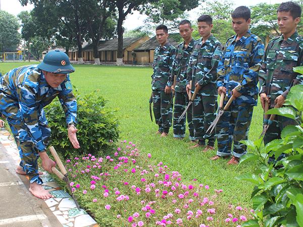 bam-sat-thuc-tien-de-dua-nghi-quyet-vao-cuoc-song