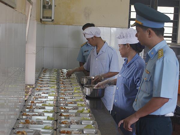 bao-dam-tot-hau-can-cho-chien-si-moi