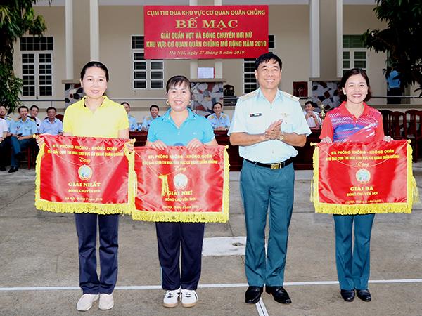 be-mac-giai-bong-chuyen-hoi-nu-va-quan-vot-nam-cum-thi-dua-khoi-co-quan-quan-chung-mo-rong-nam-2019