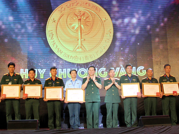 bao-phong-khong-khong-quan-gianh-1-hcv-1-hcb-tai-lien-hoan-truyen-hinh-toan-quan-lan-thu-xi