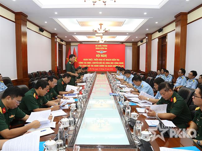 bo-quoc-phong-kiem-tra-cong-tac-bao-dam-ky-thuat-chuyen-doi-so-khoa-hoc-cong-nghe-va-cai-cach-thu-tuc-hanh-chinh-tai-quan-chung-phong-khong-khong-quan