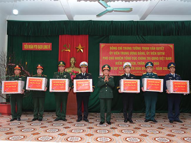 bo-quoc-phong-kiem-tra-san-sang-chien-dau-su-doan-363