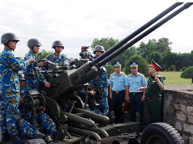 bo-quoc-phong-kiem-tra-san-sang-chien-dau-tai-su-doan-367-va-su-doan-370