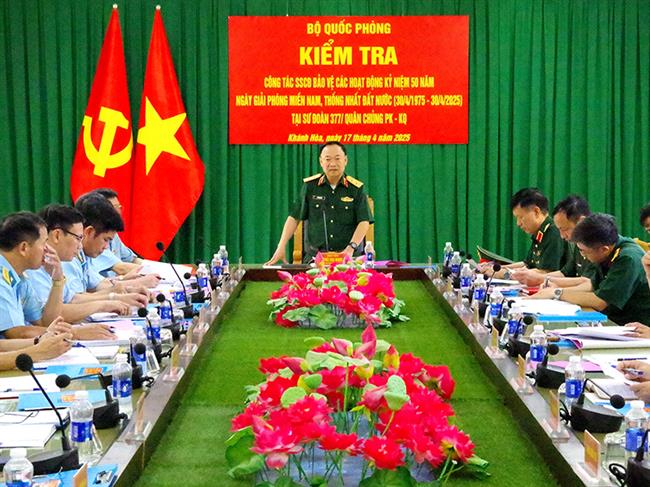 bo-quoc-phong-kiem-tra-san-sang-chien-dau-tai-su-doan-377
