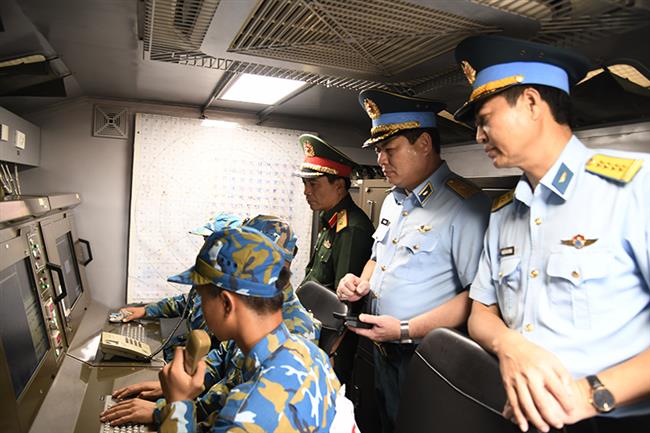 bo-quoc-phong-kiem-tra-trung-doan-250