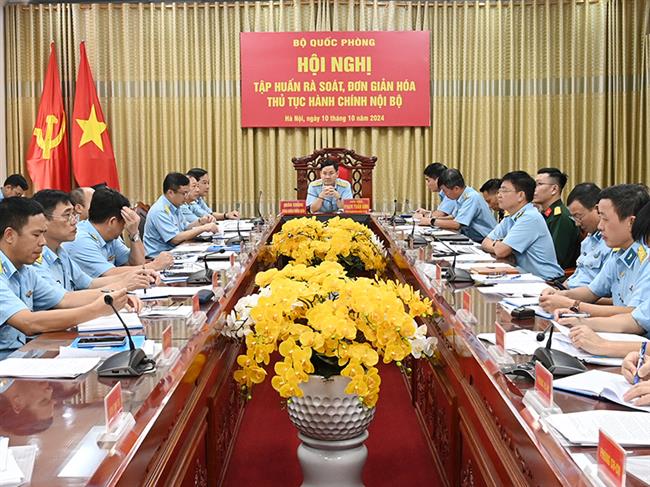 bo-quoc-phong-to-chuc-hoi-nghi-tap-huan-ra-soat-don-gian-hoa-thu-tuc-hanh-chinh-noi-bo