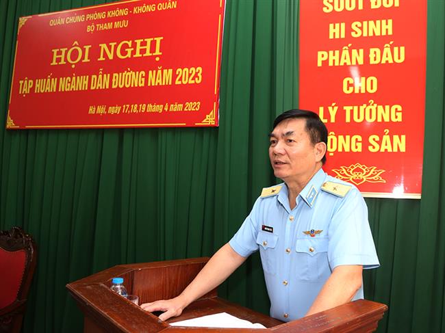 bo-tham-muu-quan-chung-phong-khong-khong-quan-tap-huan-nganh-dan-duong