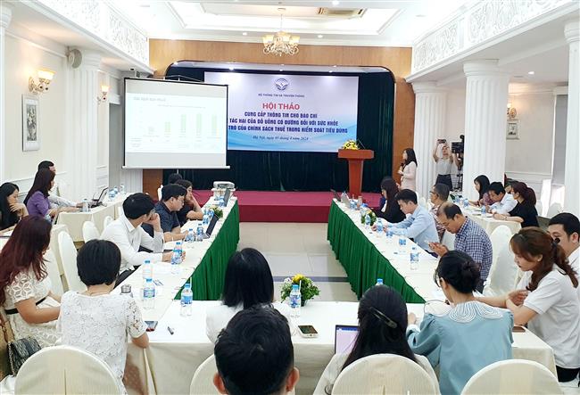 bo-thong-tin-va-truyen-thong-to-chuc-hoi-thao-ve-tac-hai-cua-do-uong-co-duong-doi-voi-suc-khoe-va-vai-tro-cua-chinh-sach-thue-trong-kiem-soat-tieu-dung