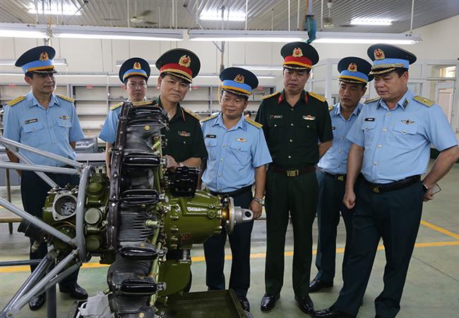 bo-tong-tham-muu-qdnd-viet-nam-kiem-tra-nha-may-a42-va-nha-may-a41