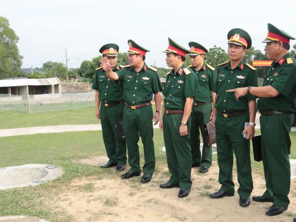 bo-tong-tham-muu-tham-va-kiem-tra-lu-doan-phong-khong-283