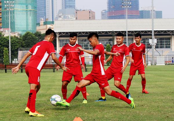 bong-da-tre-viet-nam-chuan-bi-cho-‘dau-truong’-chau-luc