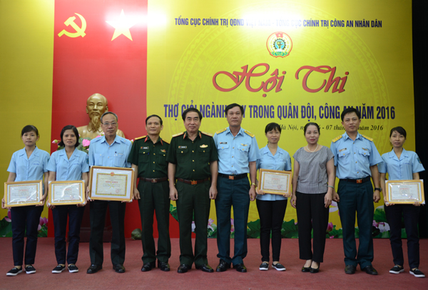 ca-4-thi-sinh-cua-cong-ty-co-phan-may-x19-dat-danh-hieu-tho-may-gioi
