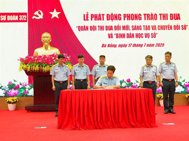 cac-don-vi-trong-quan-chung-phong-khong-khong-quan-phat-dong-phong-trao-thi-dua-“doi-moi-sang-tao-chuyen-doi-so”-va-“binh-dan-hoc-vu-so”