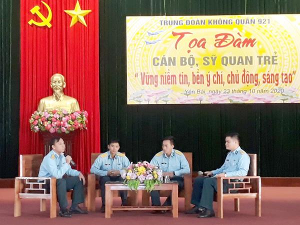 cac-don-vi-trong-quan-chung-phong-khong-khong-quan-to-chuc-toa-dam-“can-bo-si-quan-tre-vung-niem-tin-ben-y-chi-chu-dong-sang-tao”